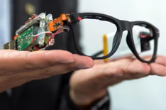 UNAM desarrolla <b>Época</b>, los primeros lentes inteligentes