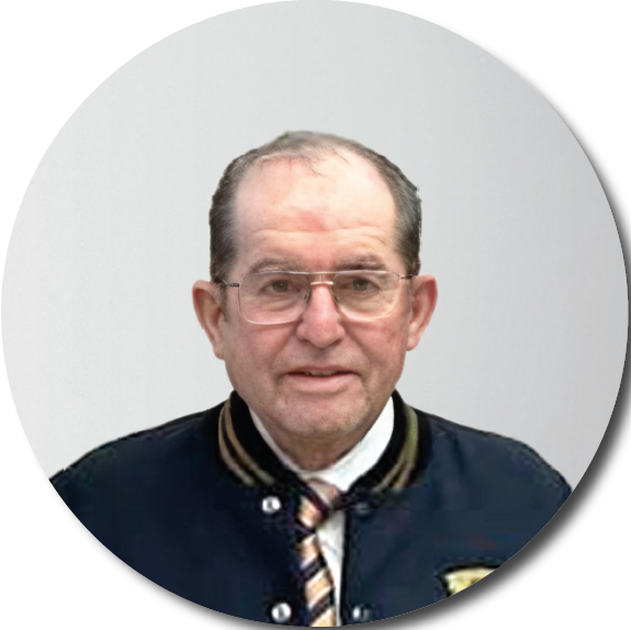 M.I. Fidel Mora González