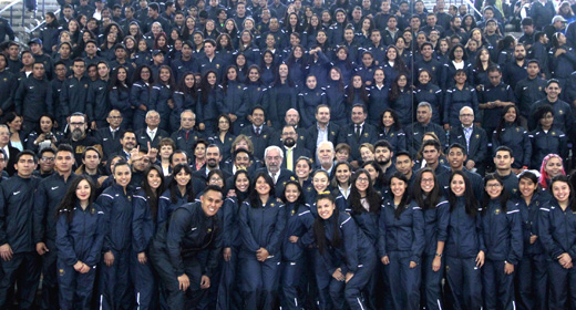 Universitarios, ingenieros y deportistas