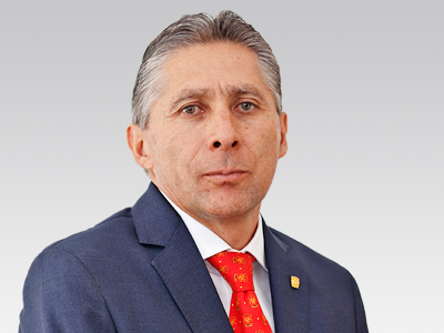 Dr. Leopoldo Adrián González González